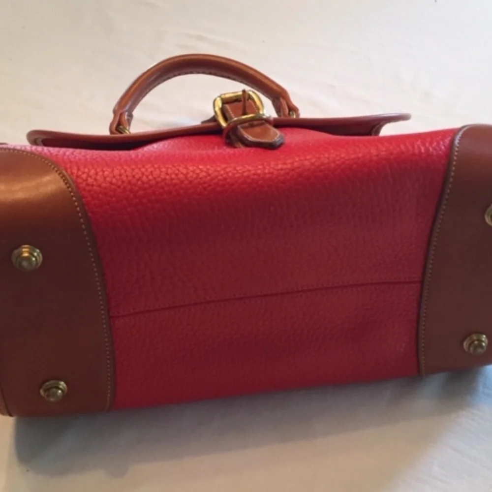 Vintage Red Dooney & Bourke Bag 🥰 - Picture 4 of 5